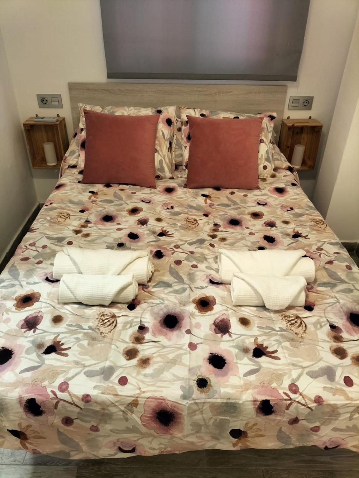 Apartamento Caborrubio Apartment Malaga Exterior photo